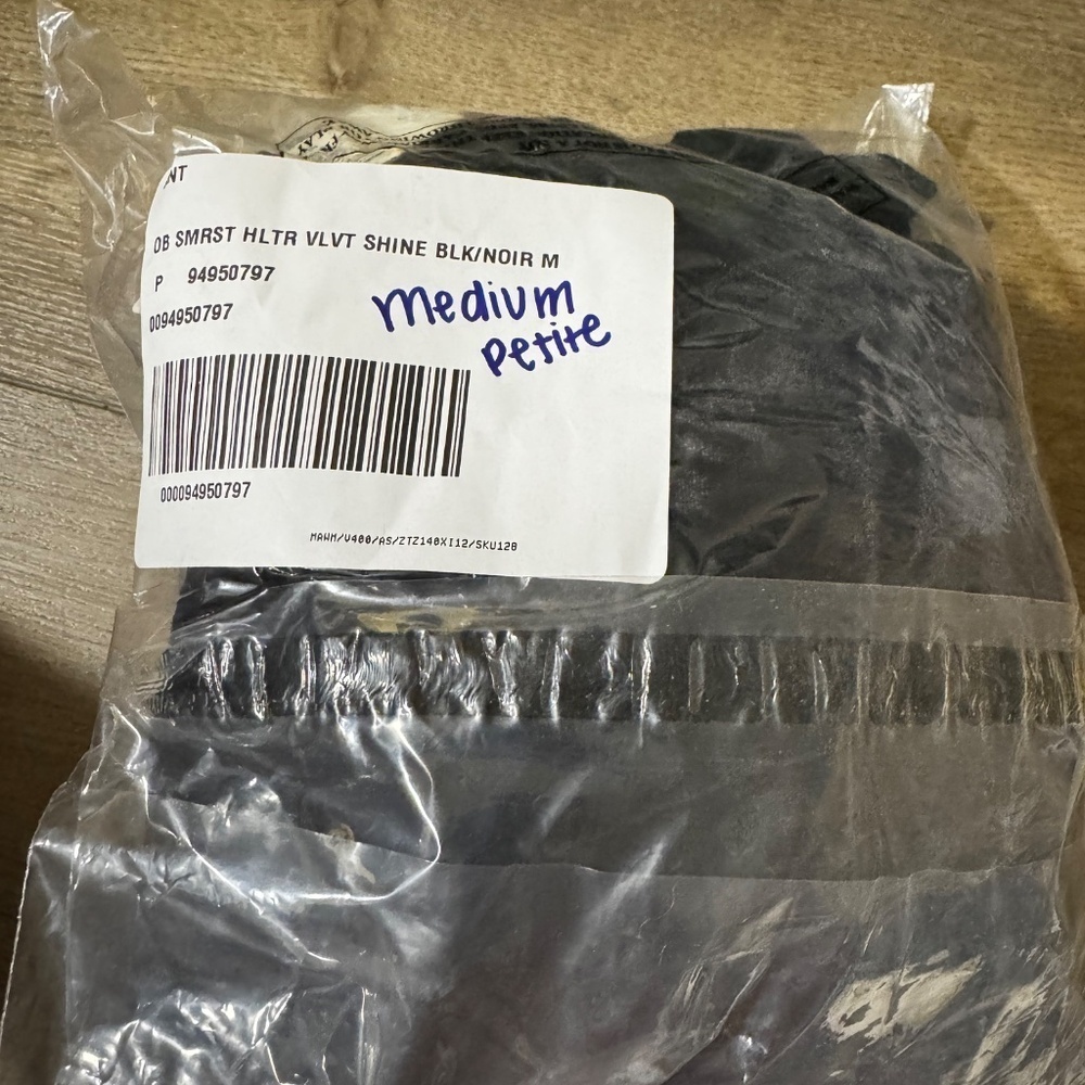 NWT! Anthropologie The Somerset Mini Dress: Velvet Halter Edition - multiple🎶 - Picture 12 of 12